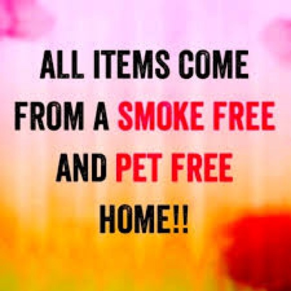 Welcome to The Princess Closet. Smoke Free π¬ Pet Free πΆ - Picture 1 of 6